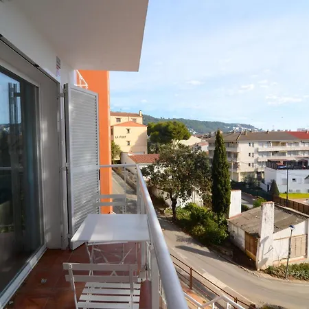 In Spain Near Sandy Appartement *